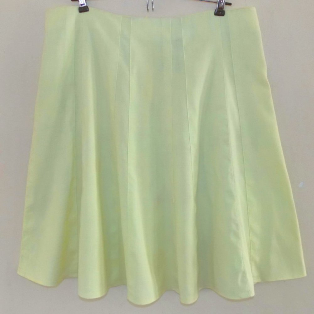 Linen blend skirt 12 Italy Yellow green Flared Leggiadro Panels Light Spring